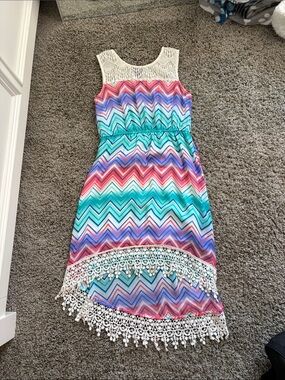 Lilt Multicolor Chevron Lace-Trim Sleeveless Dress